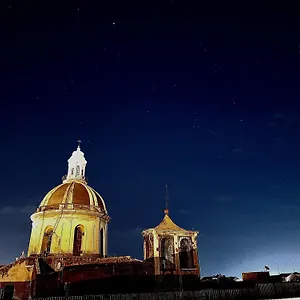 https://manzoni-suite-home.catania-hotels.net
